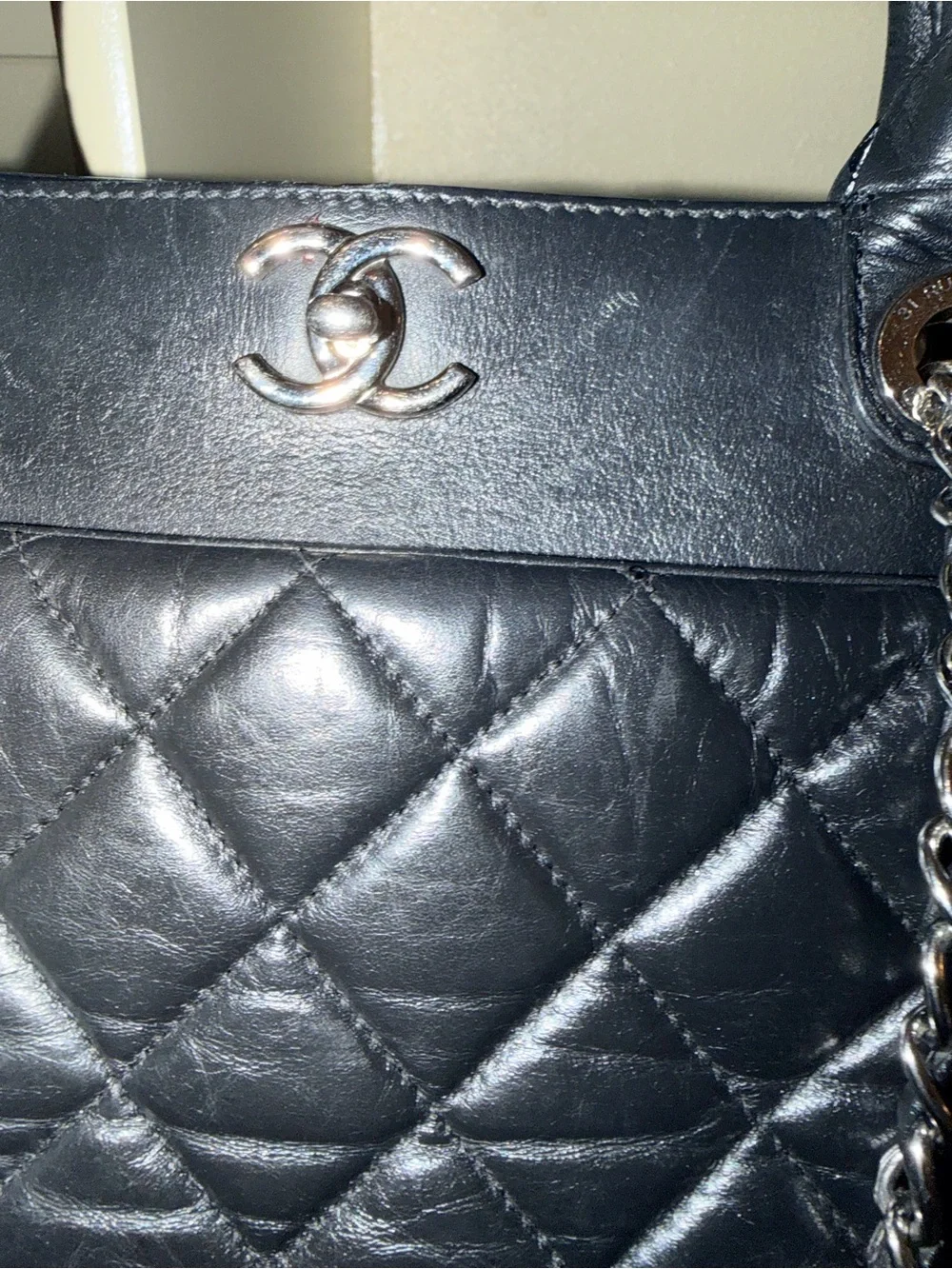 CHANEL tote black